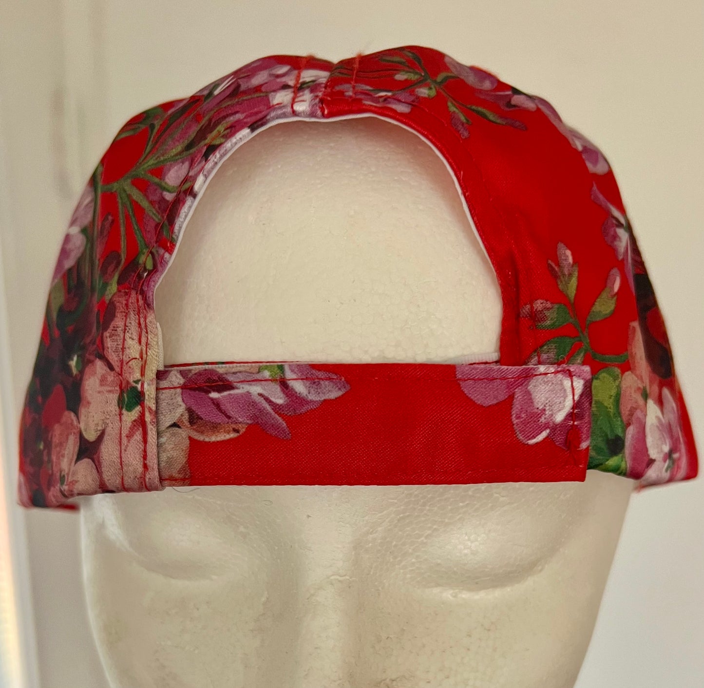 Happy Caps! Red Flowers & Star