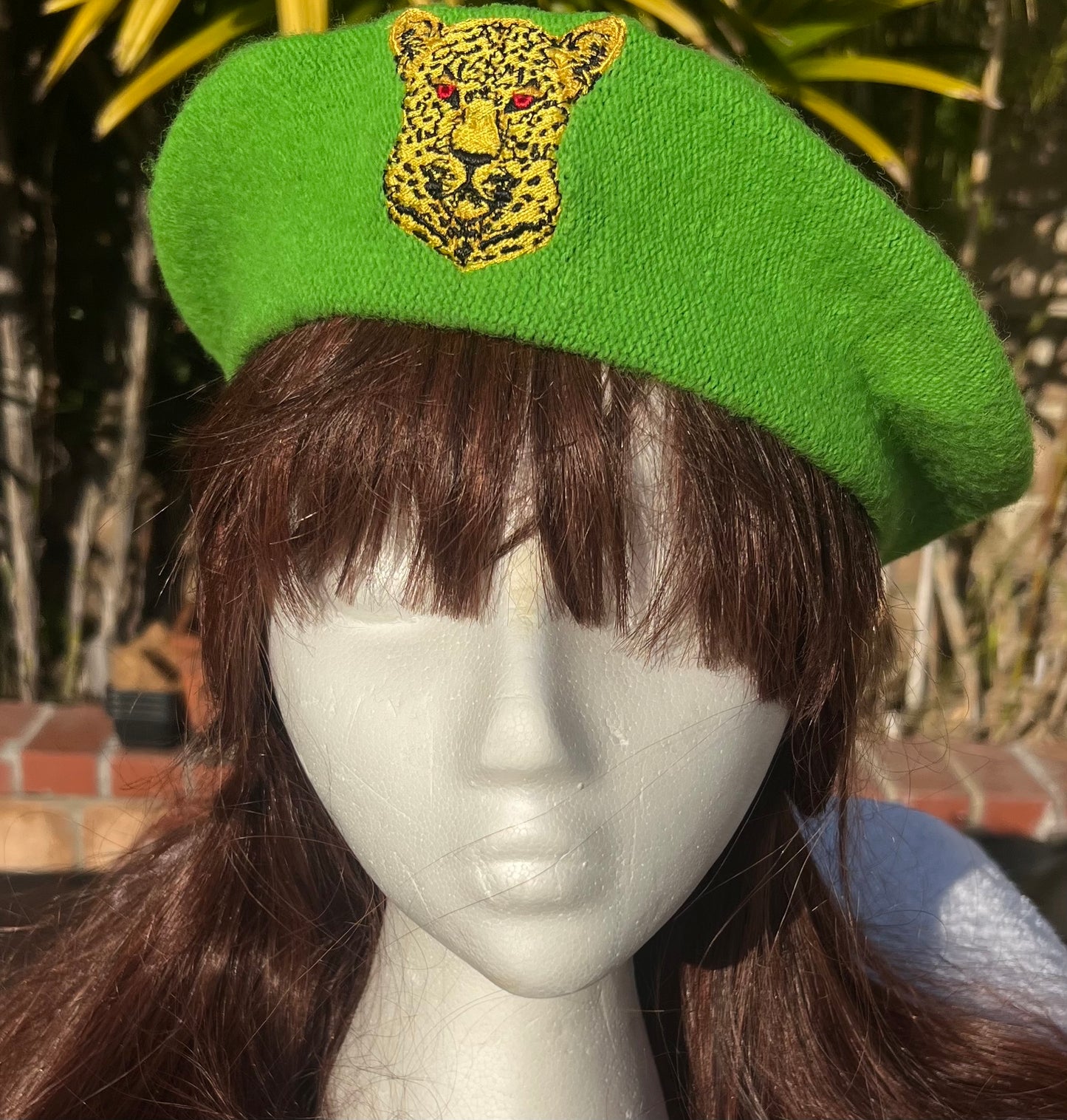 ROYAL FRENCH BERET EMBROIDERED LEPPARD CREST NEON GREEN