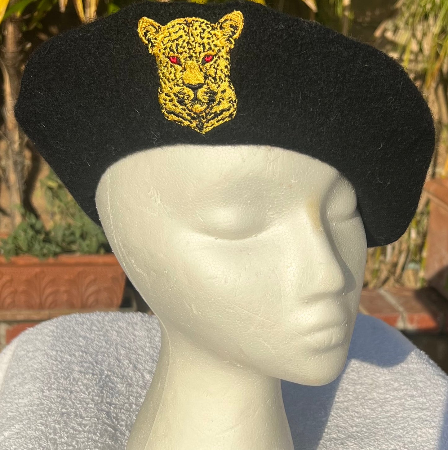 ROYAL FRENCH BERET EMBROIDERED LEPPARD CREST NAVY